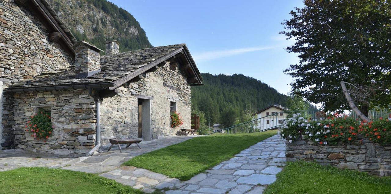 Albergo Casa Alpina San Luigi Campodolcino Bagian luar foto
